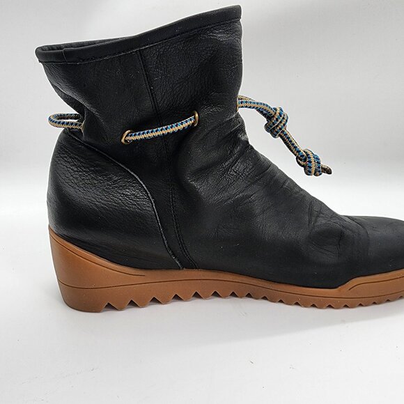 Shoe the Bear Women's Black Leather Ankle Boots Size US 10 Stylish Comfort - Picture 5 of 9